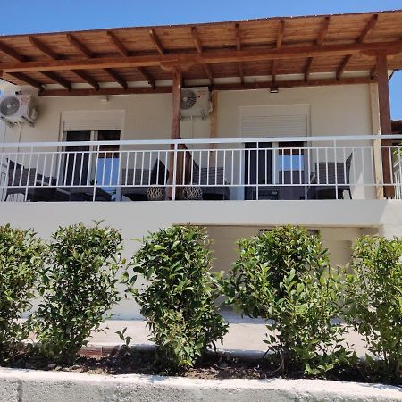 Elina House And Garden Villa นิกิติ ภายนอก รูปภาพ