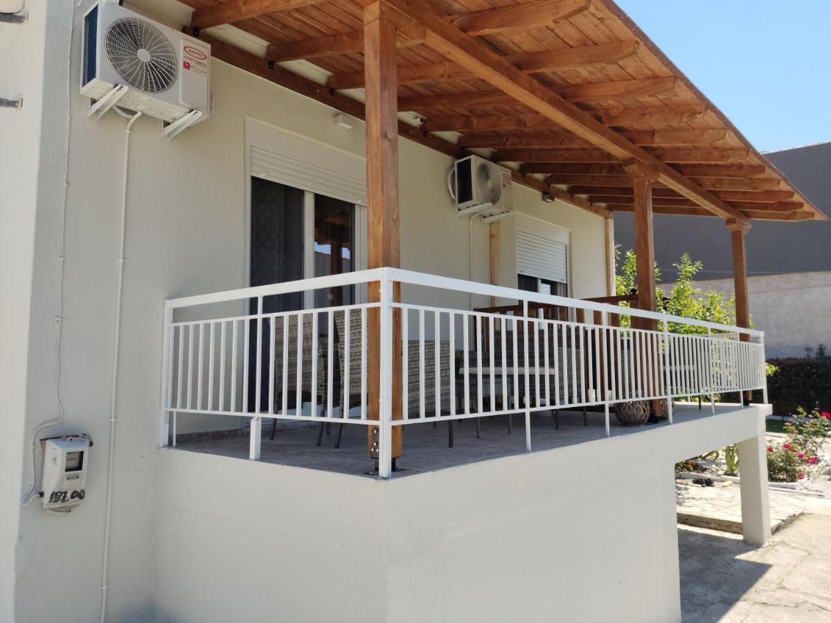 Elina House And Garden Villa นิกิติ ภายนอก รูปภาพ