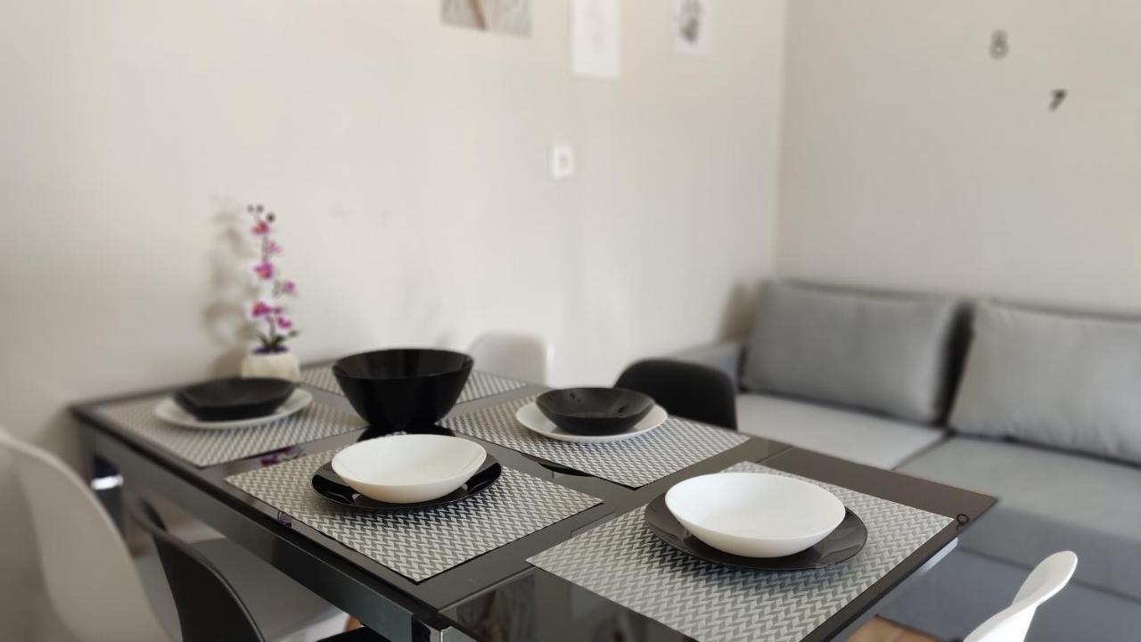 Elina House And Garden Villa นิกิติ ภายนอก รูปภาพ
